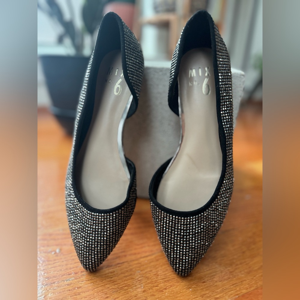 Mix No.6 “Fabiana” style black microsuede rhinestone flats, size 6